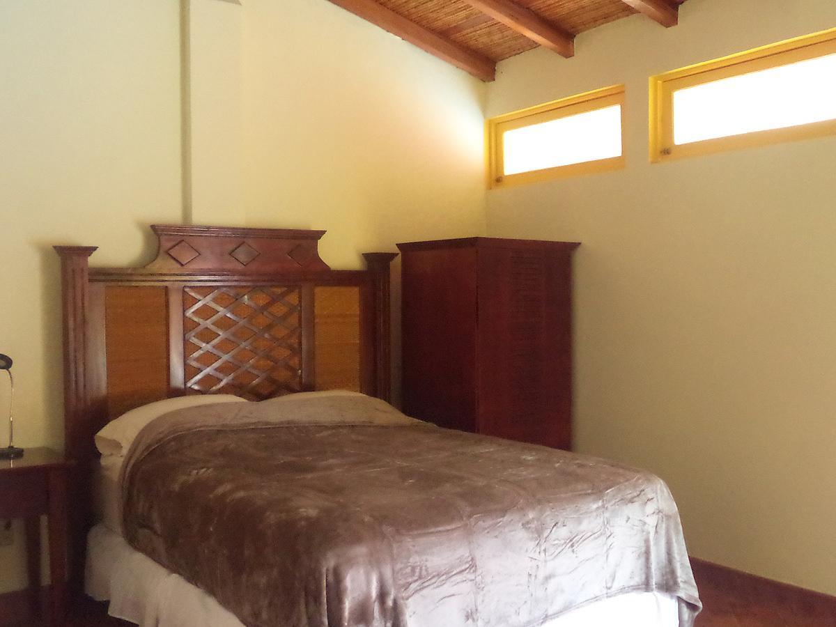 Hotel La Calzada Granada Extérieur photo